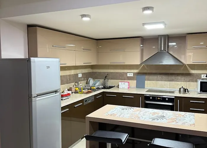 Spacious 2br Garden With Parking