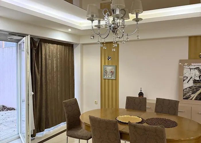 Spacious 2br Garden With Parking * Скопье